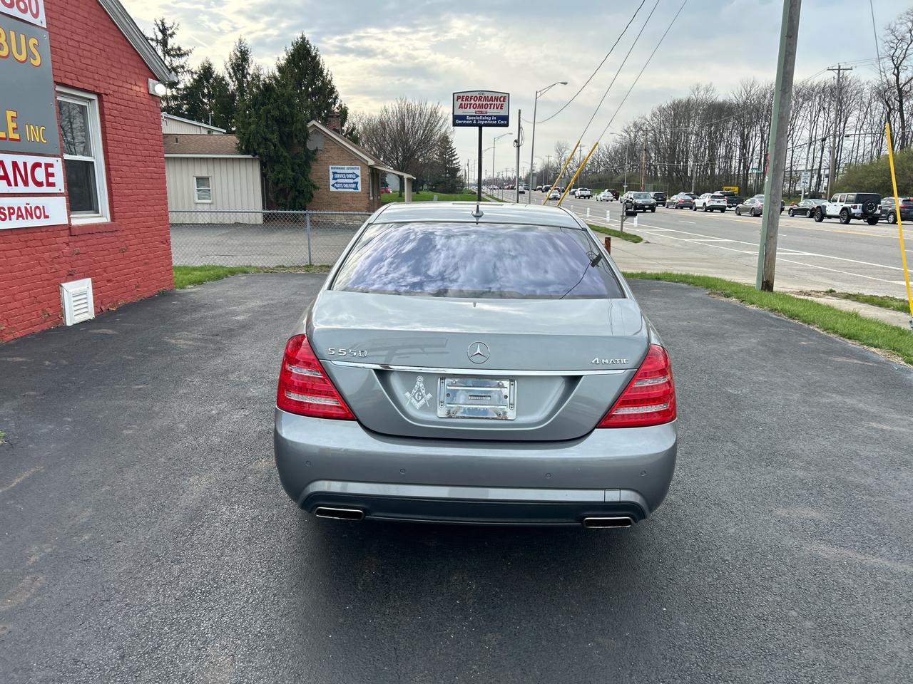 Mercedes-Benz S-Class 4dr Sdn S 550 4MATIC 2010