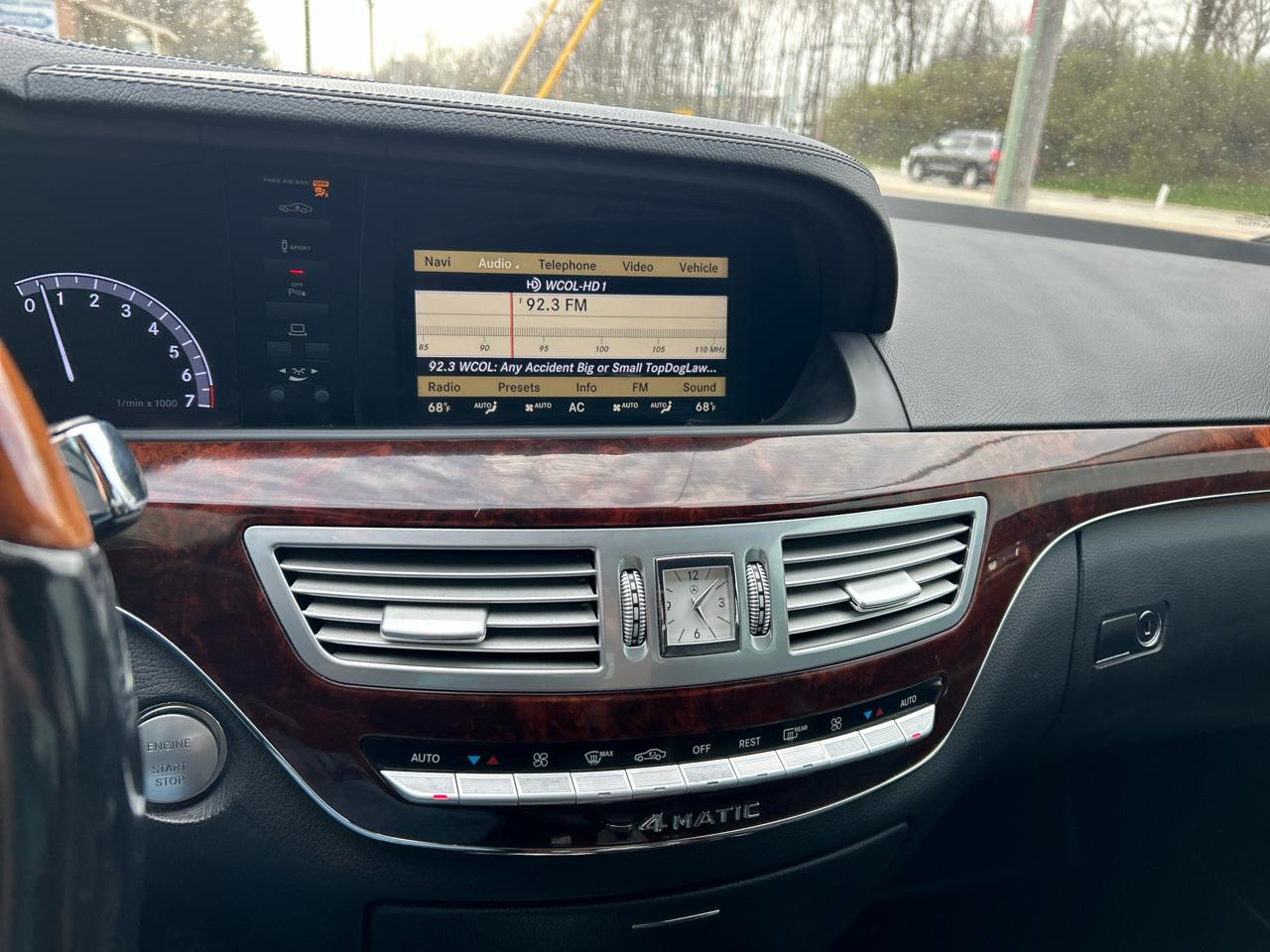 Mercedes-Benz S-Class 4dr Sdn S 550 4MATIC 2010