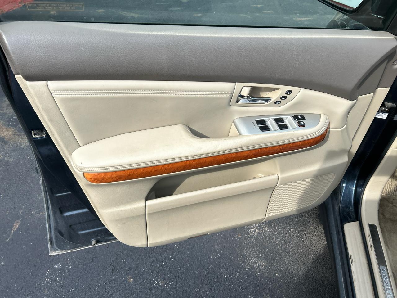 Lexus RX 330 4dr SUV 2004