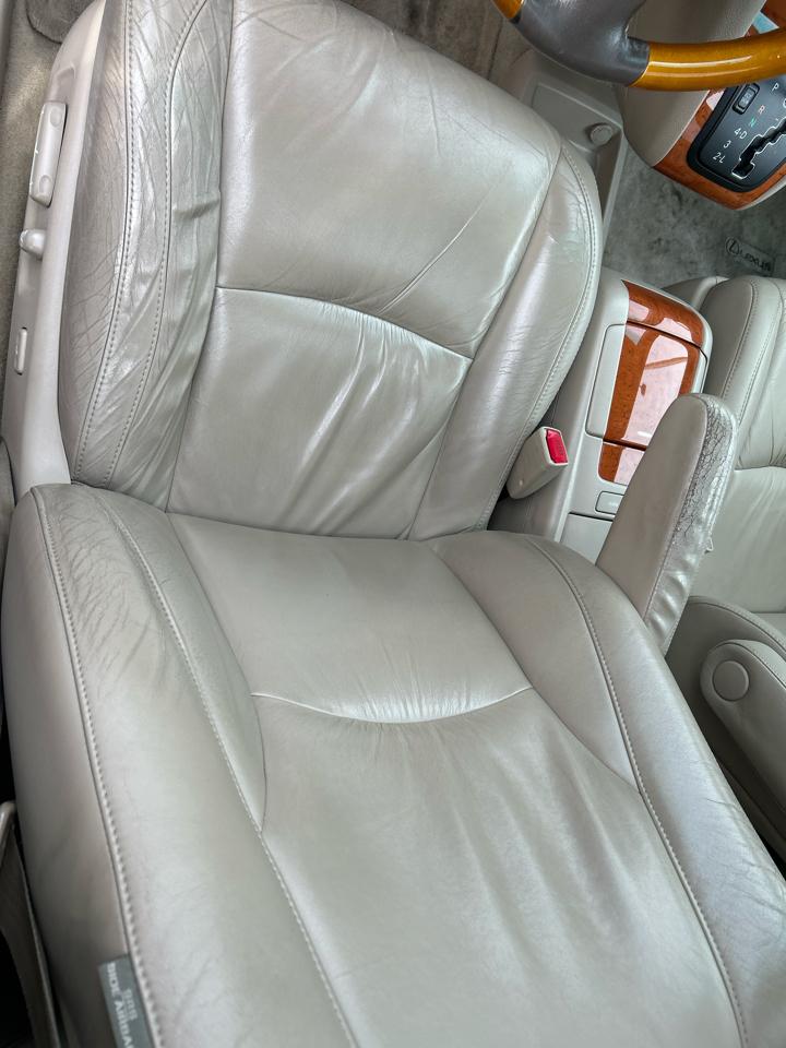 Lexus RX 330 4dr SUV 2004