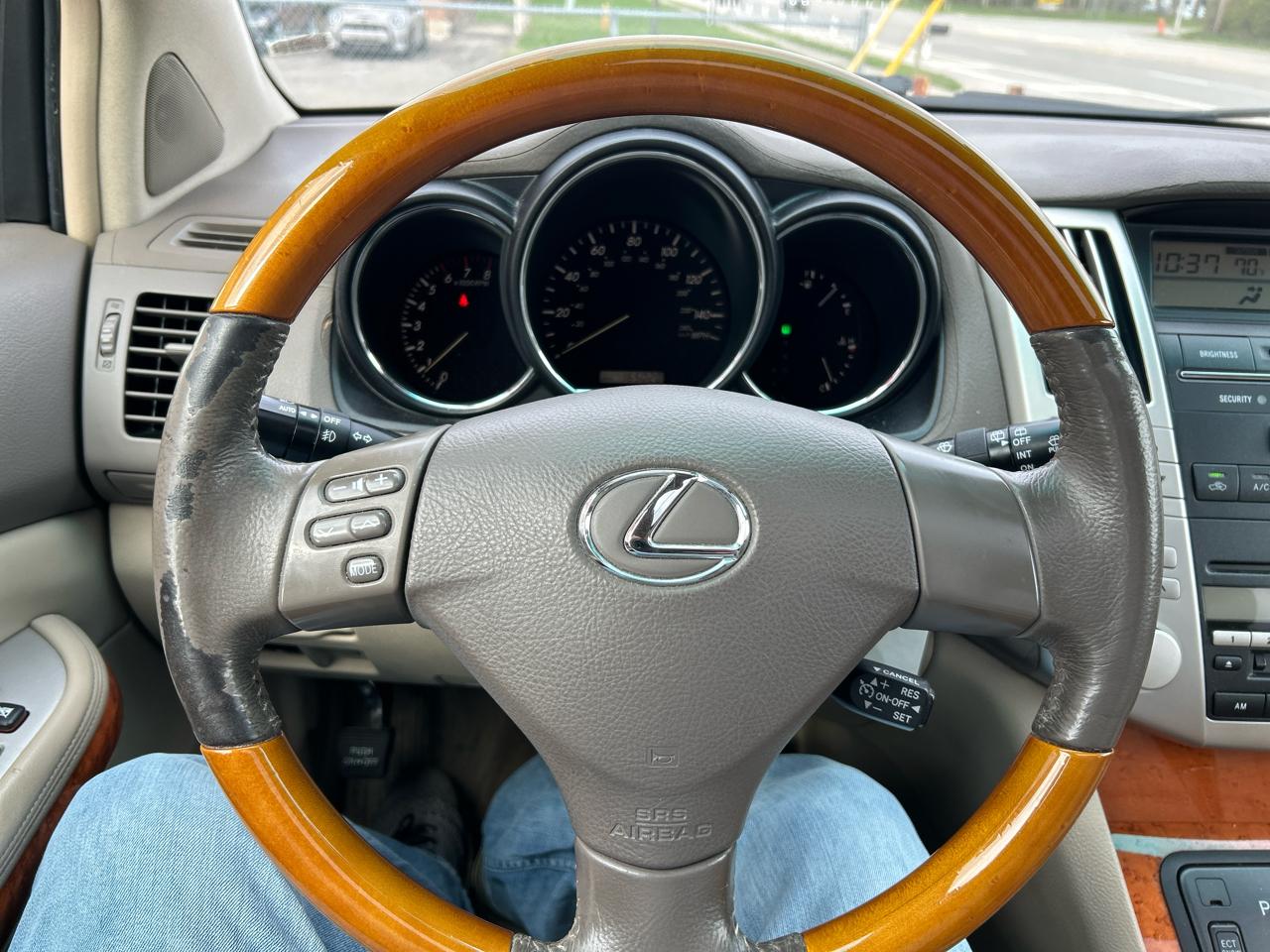 Lexus RX 330 4dr SUV 2004