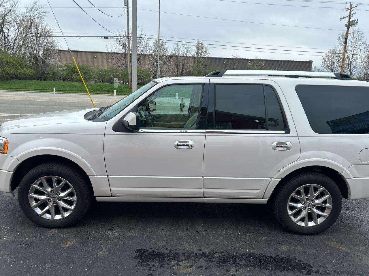 Ford Expedition 4WD 4dr Limited 2015