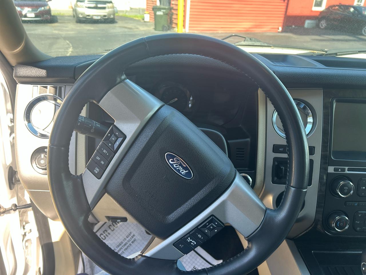 Ford Expedition 4WD 4dr Limited 2015