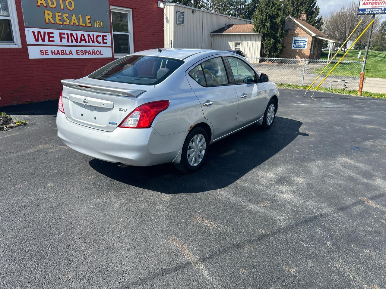 Nissan Versa 4dr Sdn CVT 1.6 SV 2014