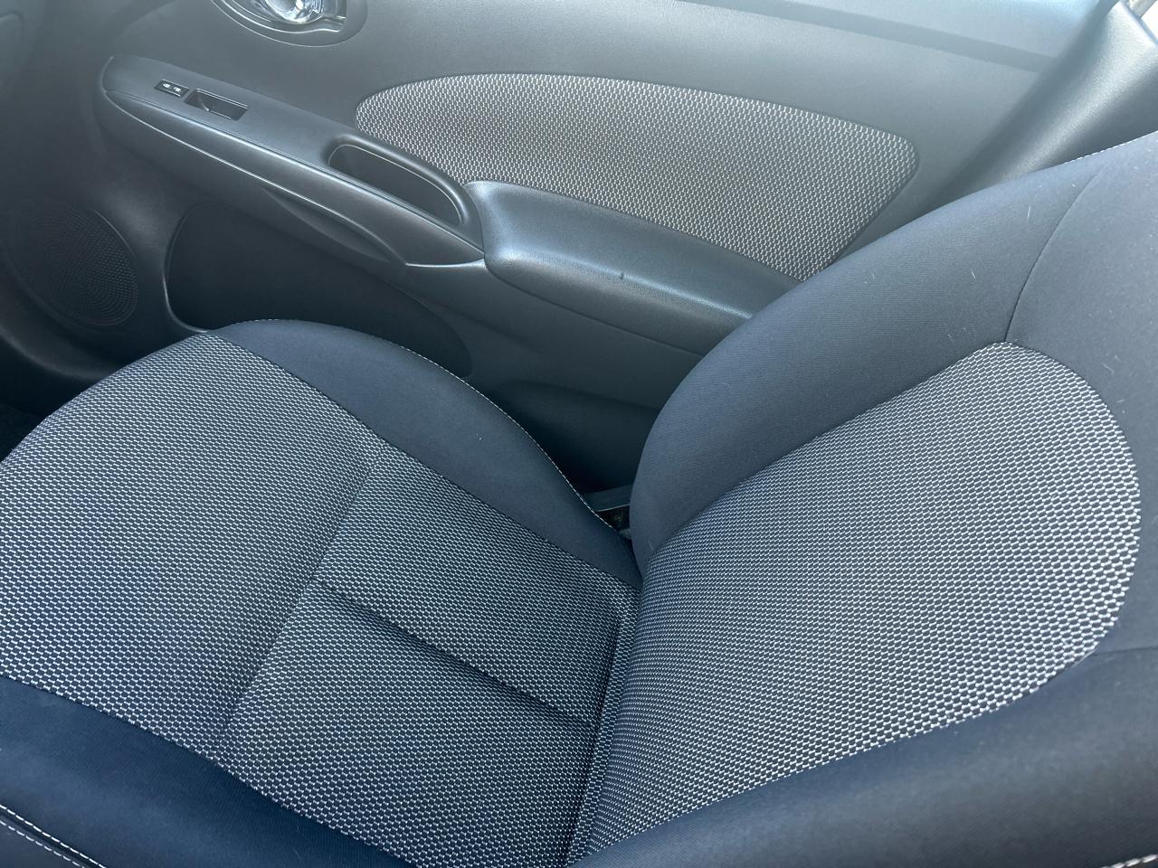 Nissan Versa 4dr Sdn CVT 1.6 SV 2014