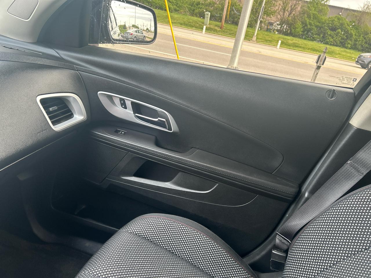 Chevrolet Equinox FWD 4dr LT w/1LT 2017