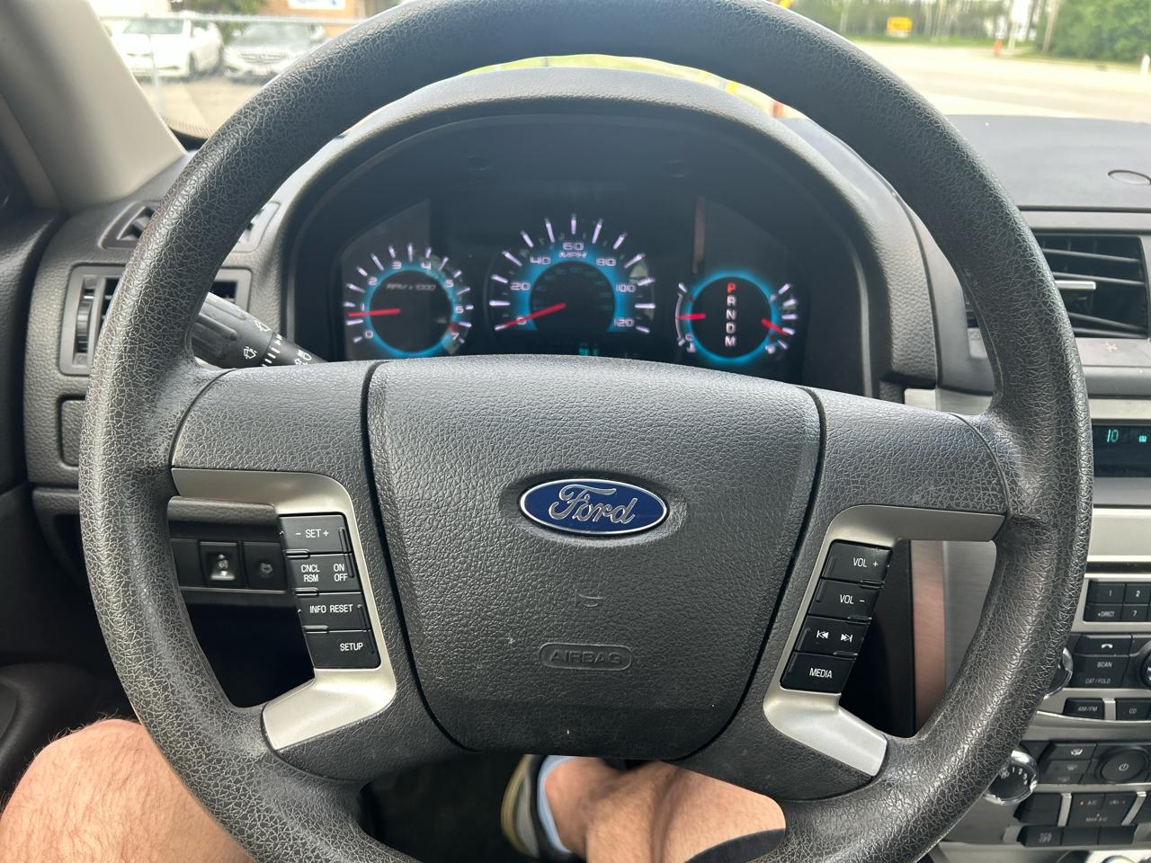 Ford Fusion 4dr Sdn SE FWD 2012