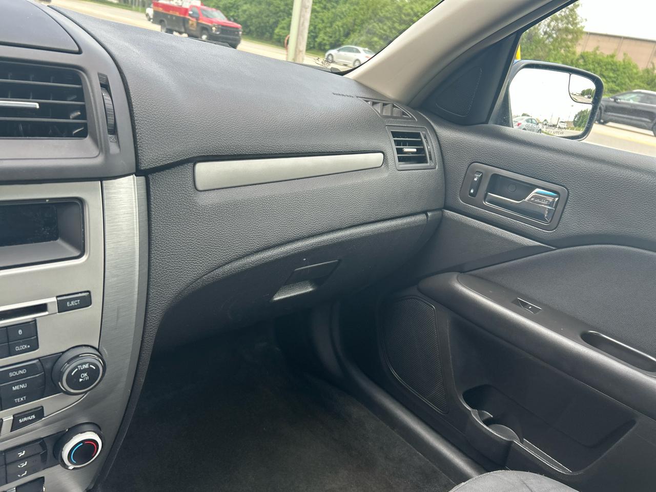 Ford Fusion 4dr Sdn SE FWD 2012