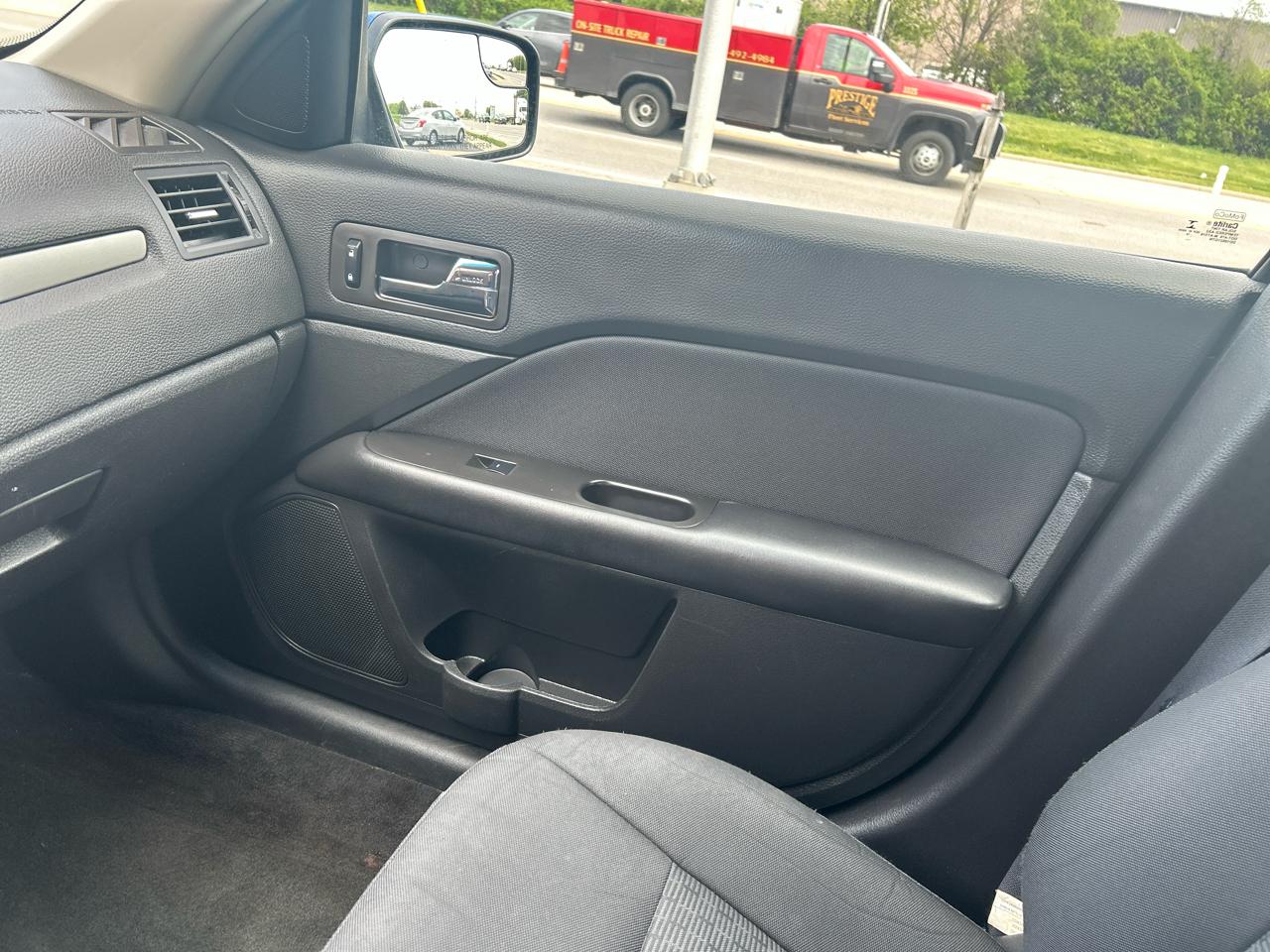Ford Fusion 4dr Sdn SE FWD 2012
