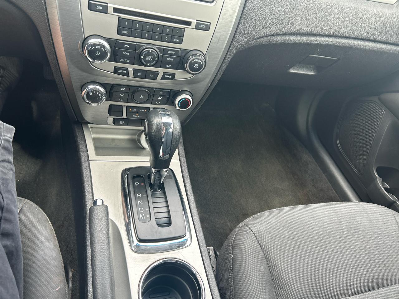 Ford Fusion 4dr Sdn SE FWD 2012