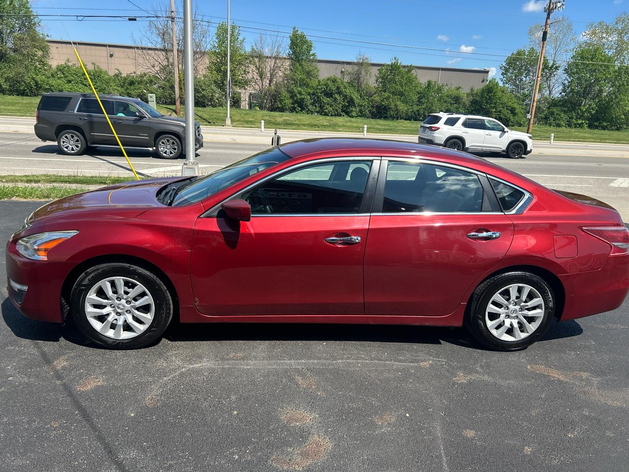 Nissan Altima 4dr Sdn I4 2.5 S 2013