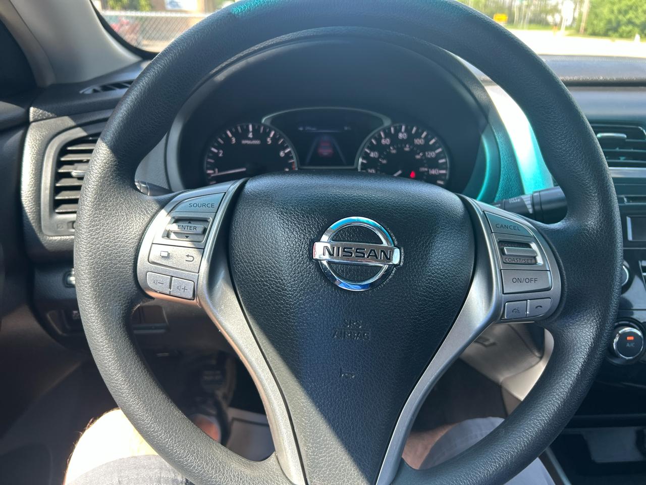Nissan Altima 4dr Sdn I4 2.5 S 2013