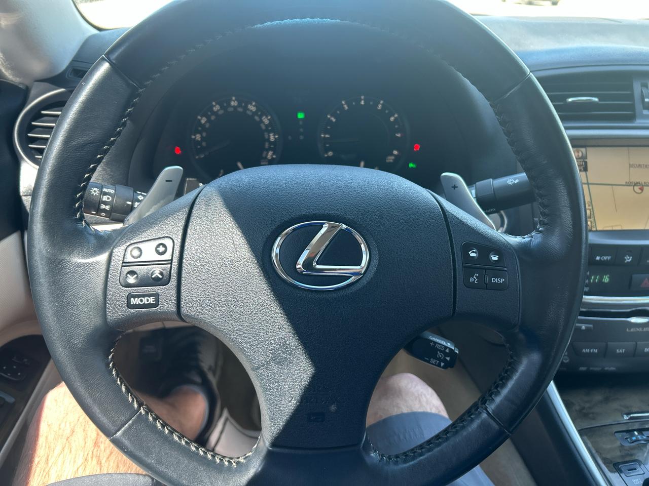 Lexus IS 350C 2dr Conv 2010