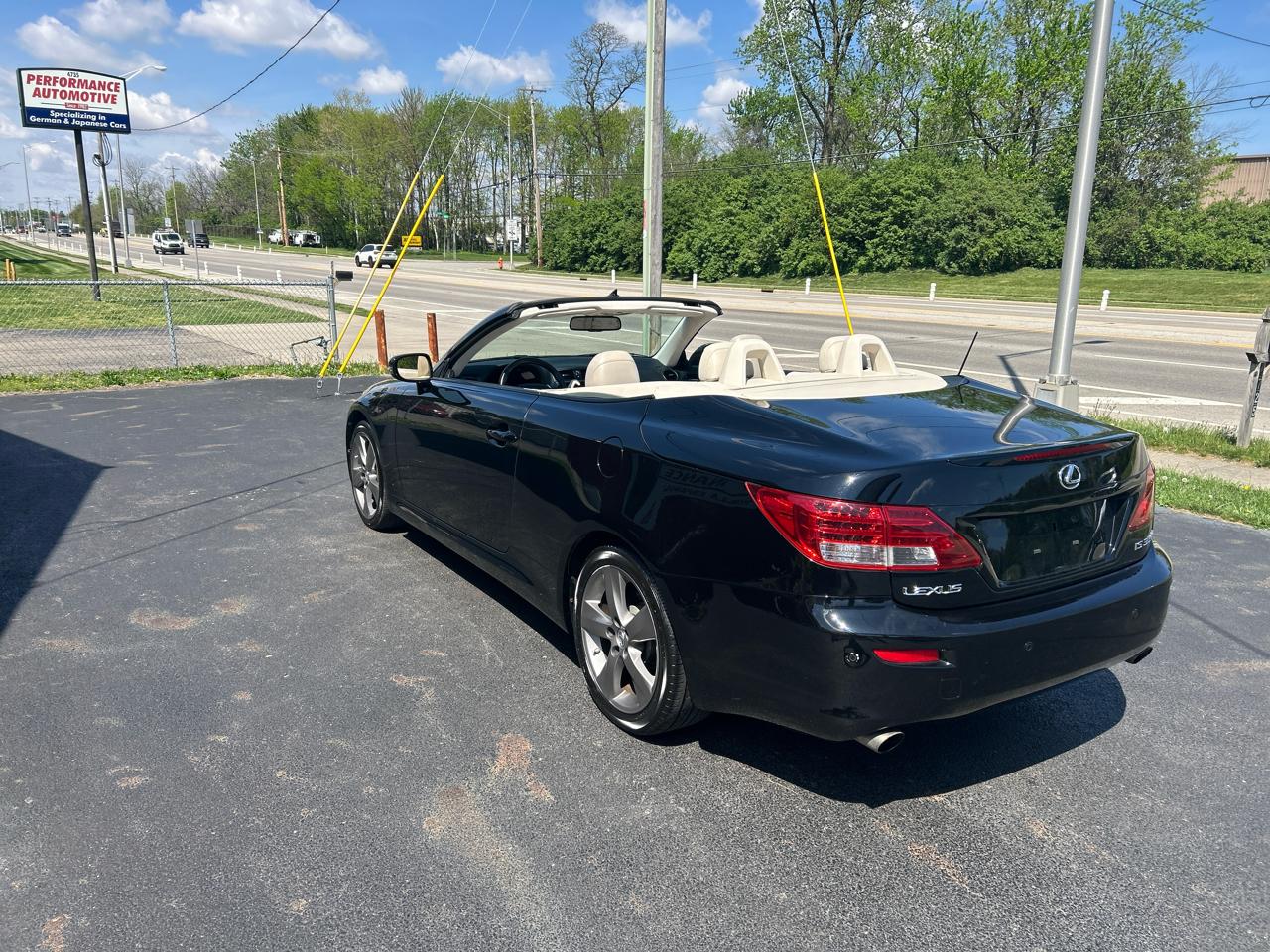 Lexus IS 350C 2dr Conv 2010