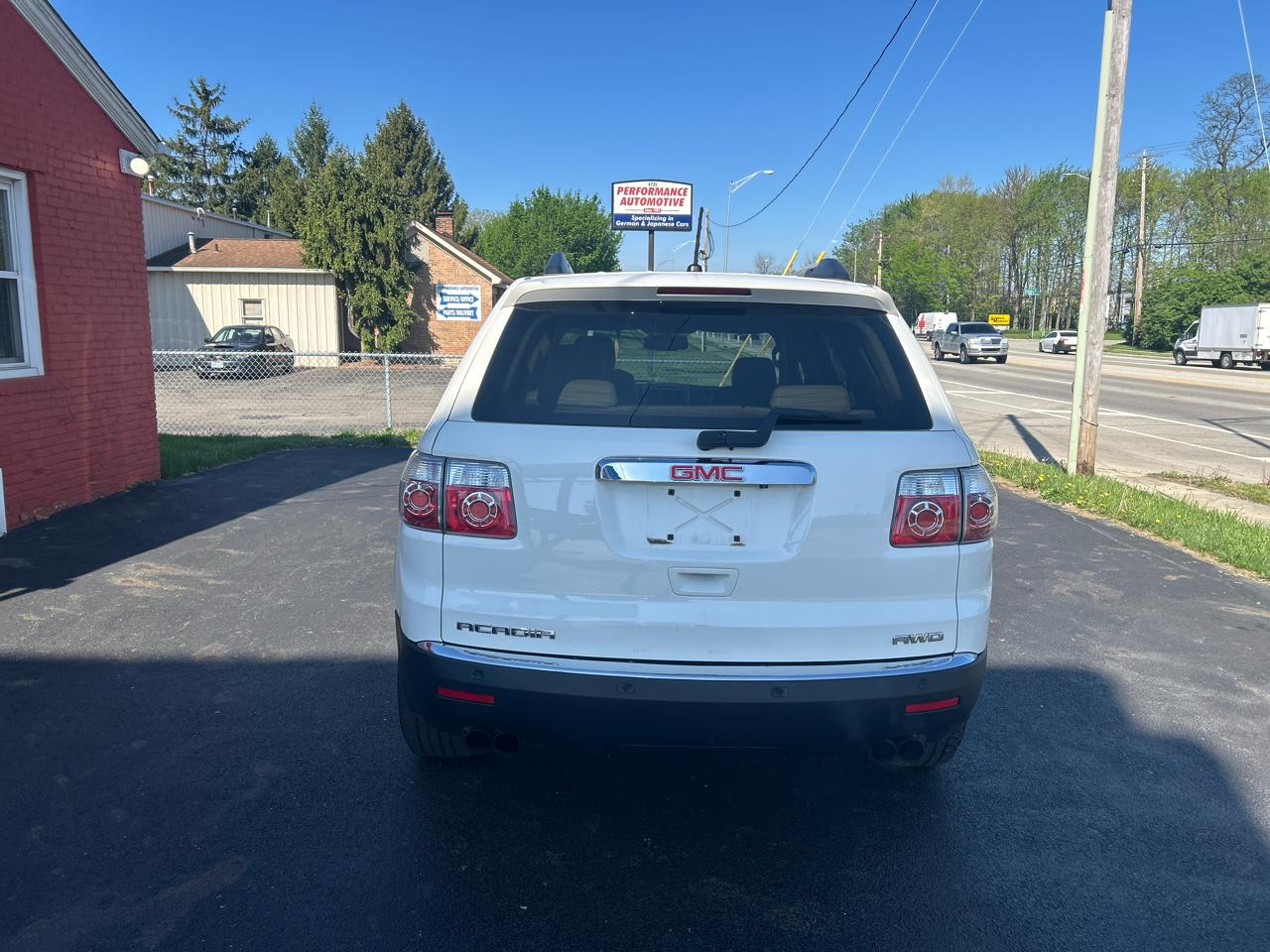 GMC Acadia AWD 4dr SLT1 2011