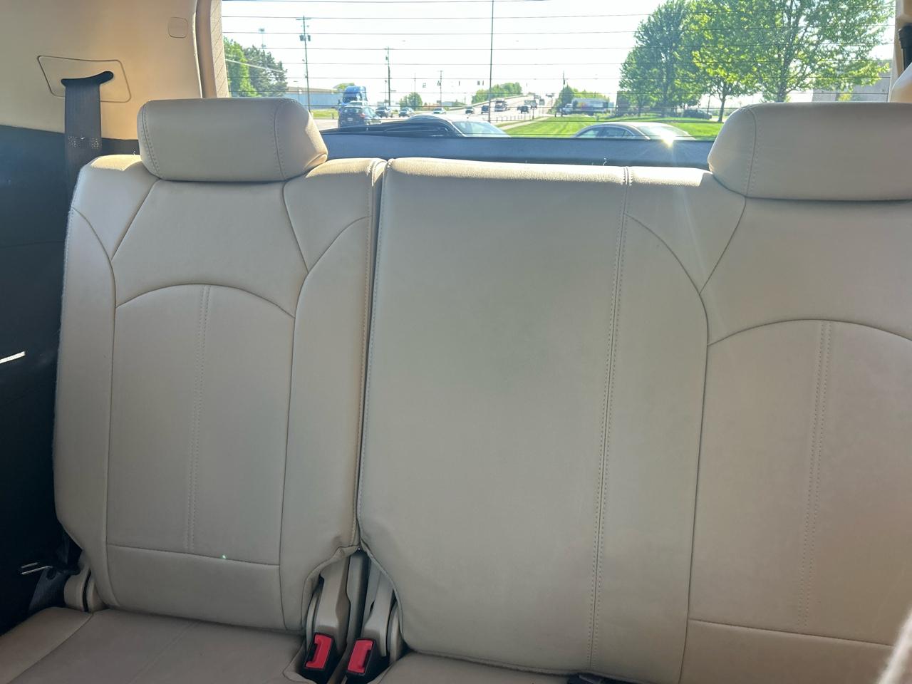 GMC Acadia AWD 4dr SLT1 2011