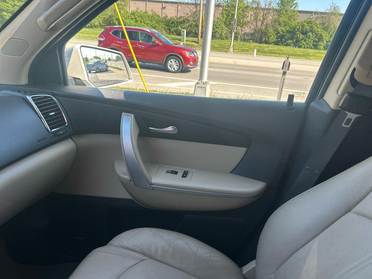 GMC Acadia AWD 4dr SLT1 2011