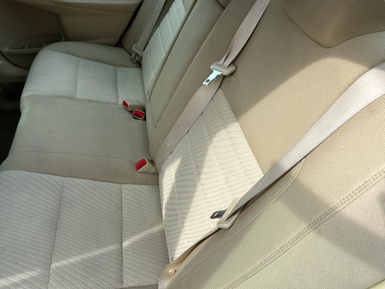 Toyota Camry 4dr Sdn I4 Auto XLE (Natl) 2015