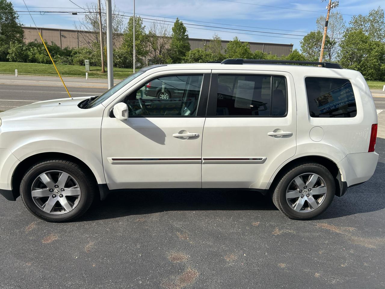 Honda Pilot 4WD 4dr Touring w/RES & Navi 2014