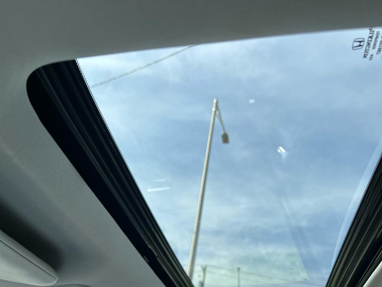 Honda Pilot 4WD 4dr Touring w/RES & Navi 2014