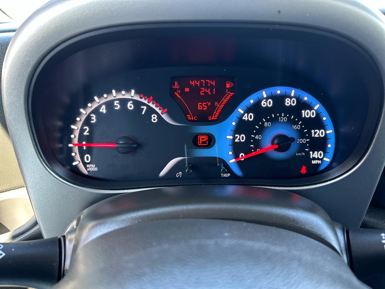 Nissan Cube 5dr Wgn I4 CVT 1.8 SL 2011