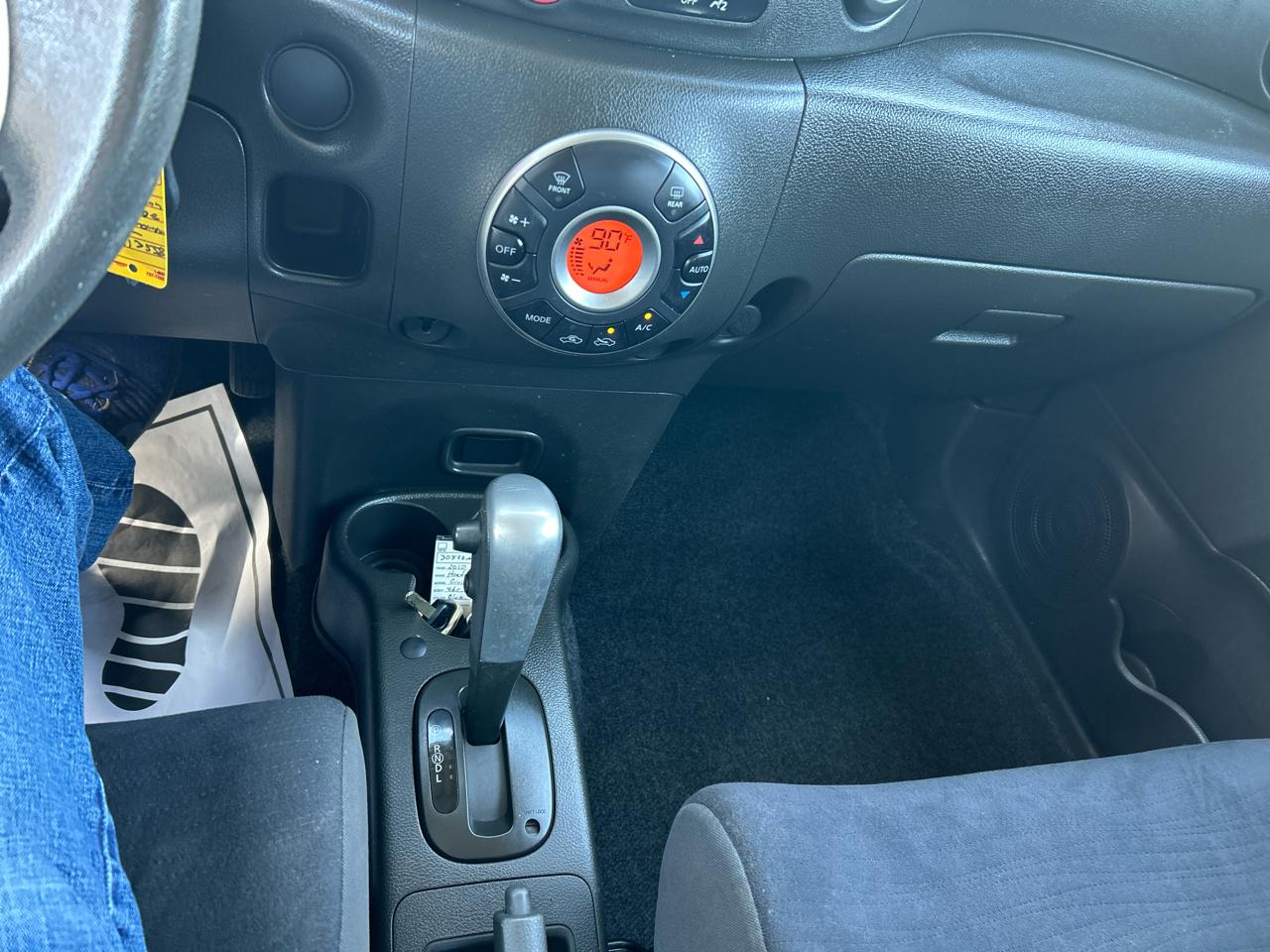 Nissan Cube 5dr Wgn I4 CVT 1.8 SL 2011