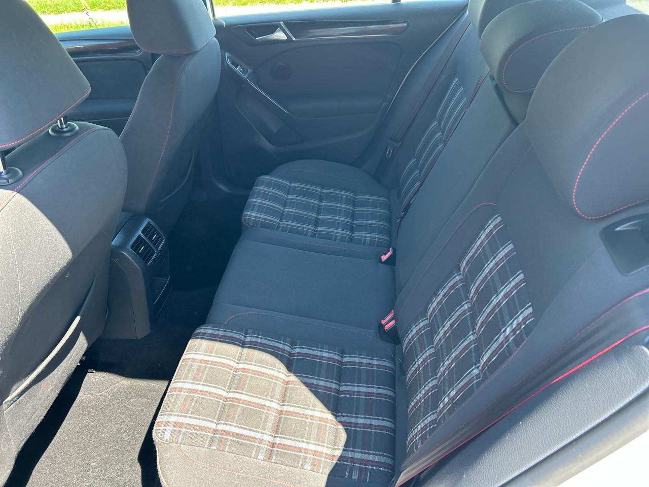 Volkswagen GTI 4dr HB DSG PZEV *Ltd Avail* 2013