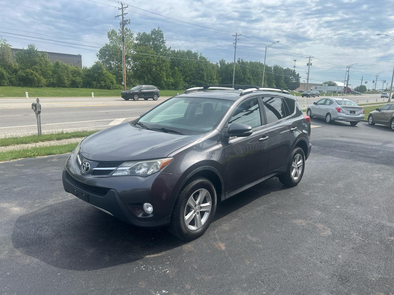 Toyota RAV4 AWD 4dr XLE (Natl) 2013