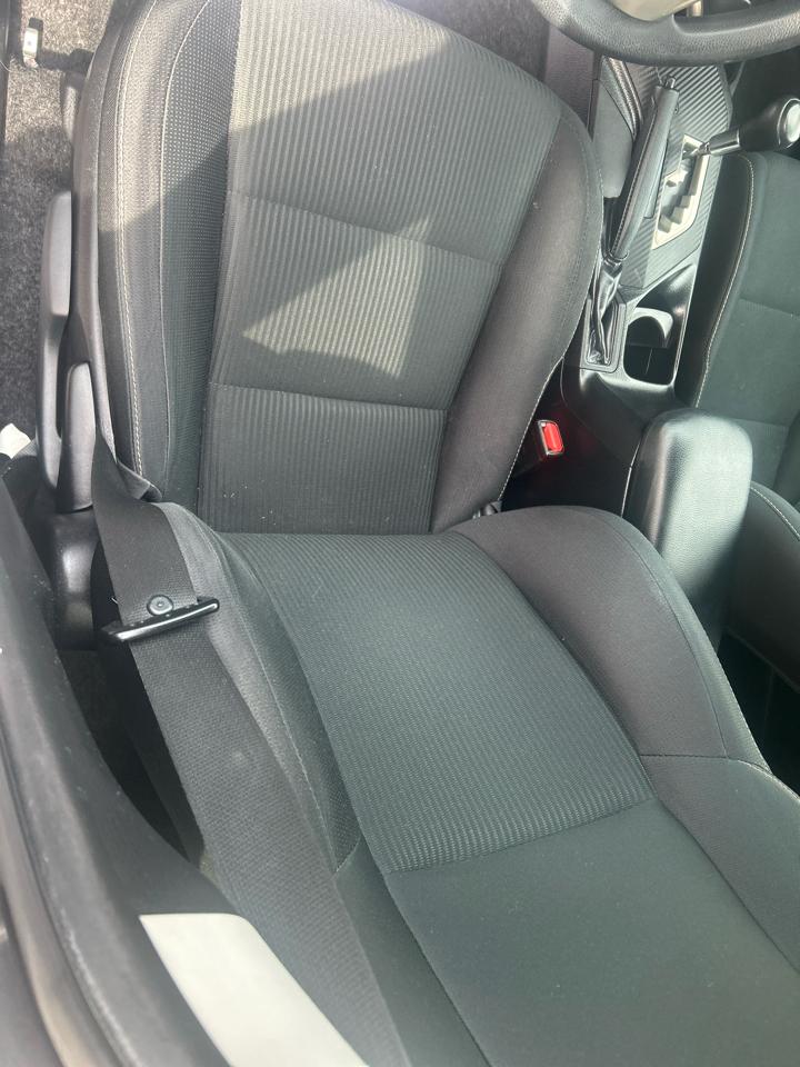 Toyota RAV4 AWD 4dr XLE (Natl) 2013