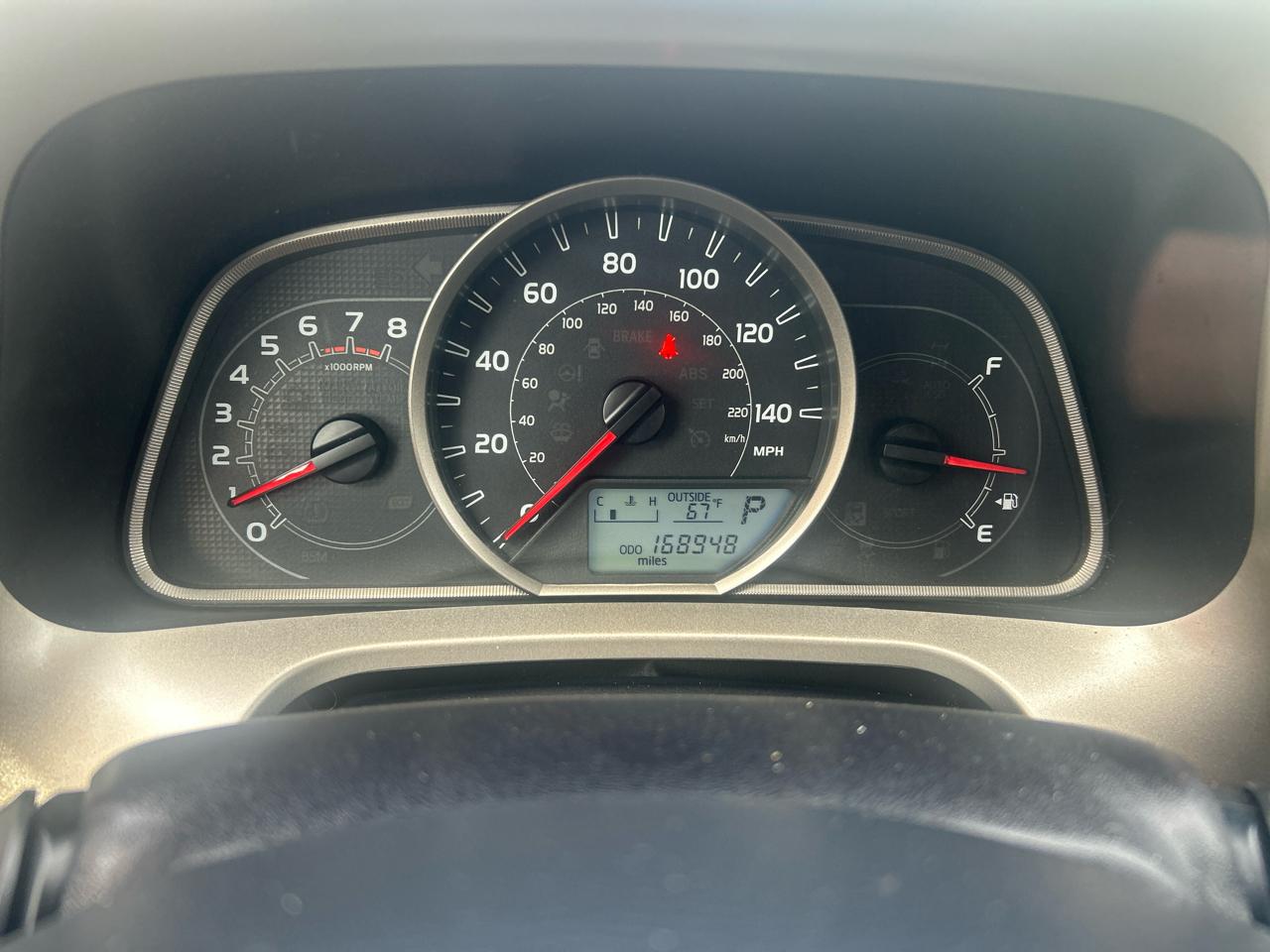 Toyota RAV4 AWD 4dr XLE (Natl) 2013