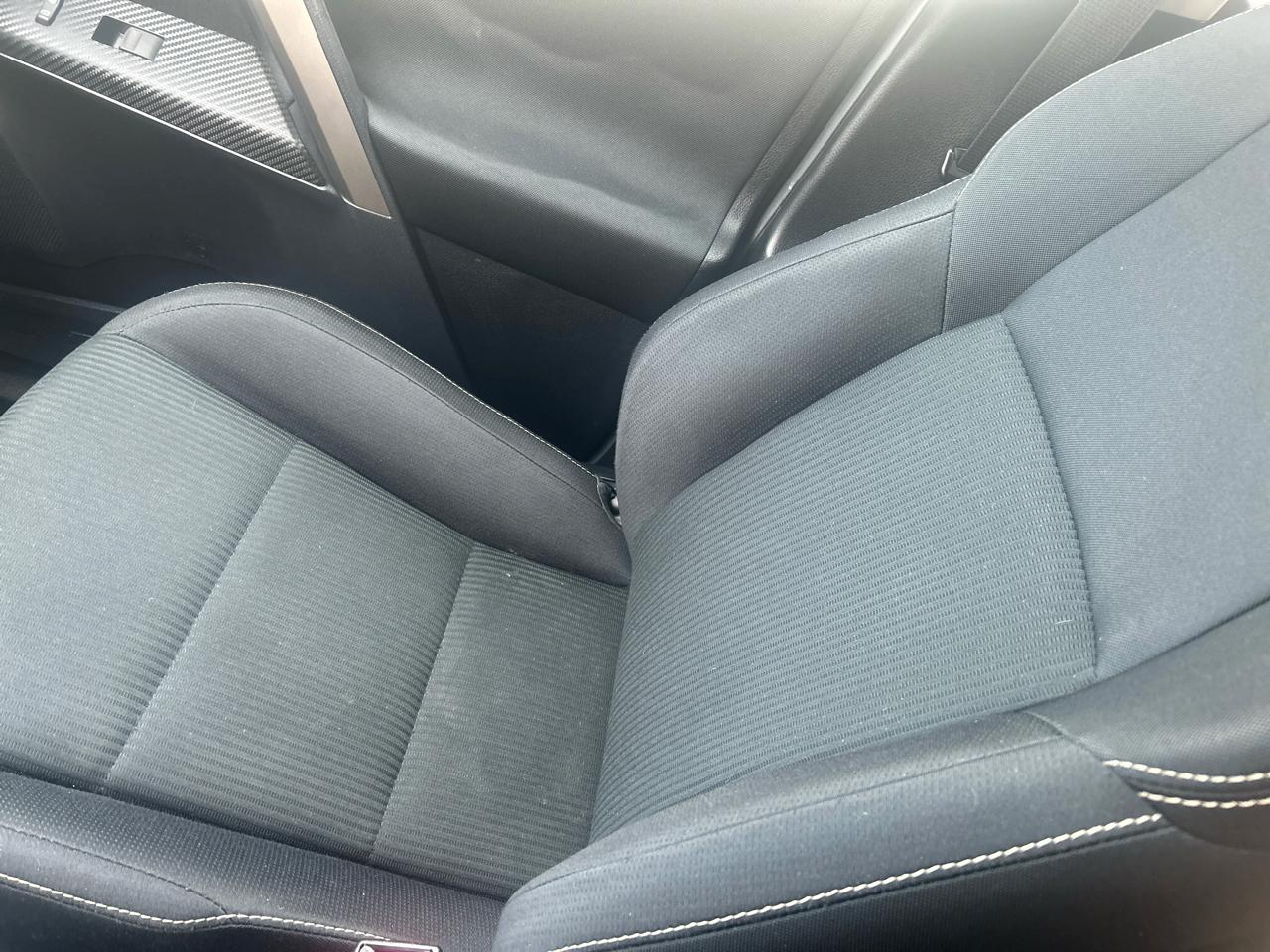 Toyota RAV4 AWD 4dr XLE (Natl) 2013