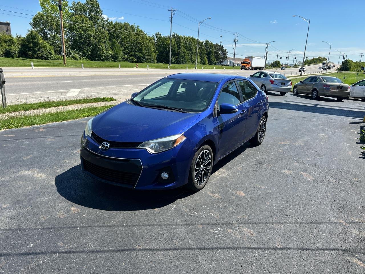 Toyota Corolla 4dr Sdn CVT LE Premium (Natl) 2014