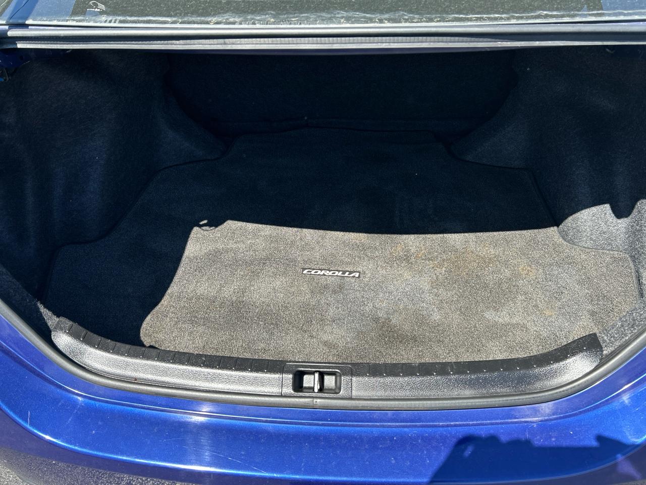 Toyota Corolla 4dr Sdn CVT LE Premium (Natl) 2014