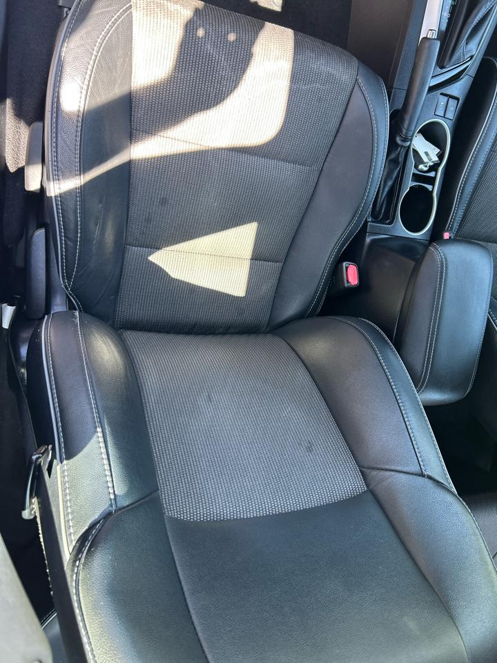 Toyota Corolla 4dr Sdn CVT LE Premium (Natl) 2014