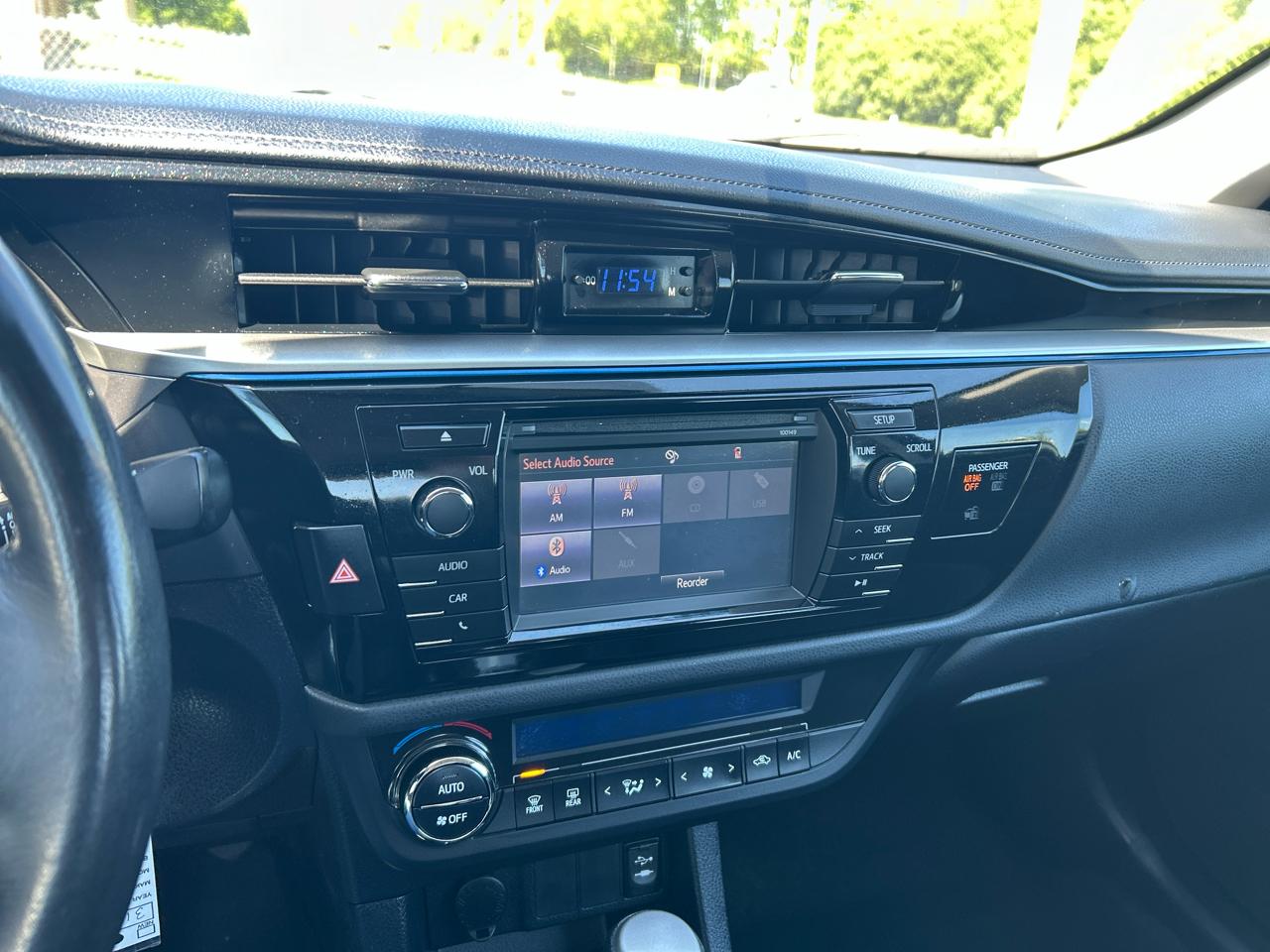 Toyota Corolla 4dr Sdn CVT LE Premium (Natl) 2014