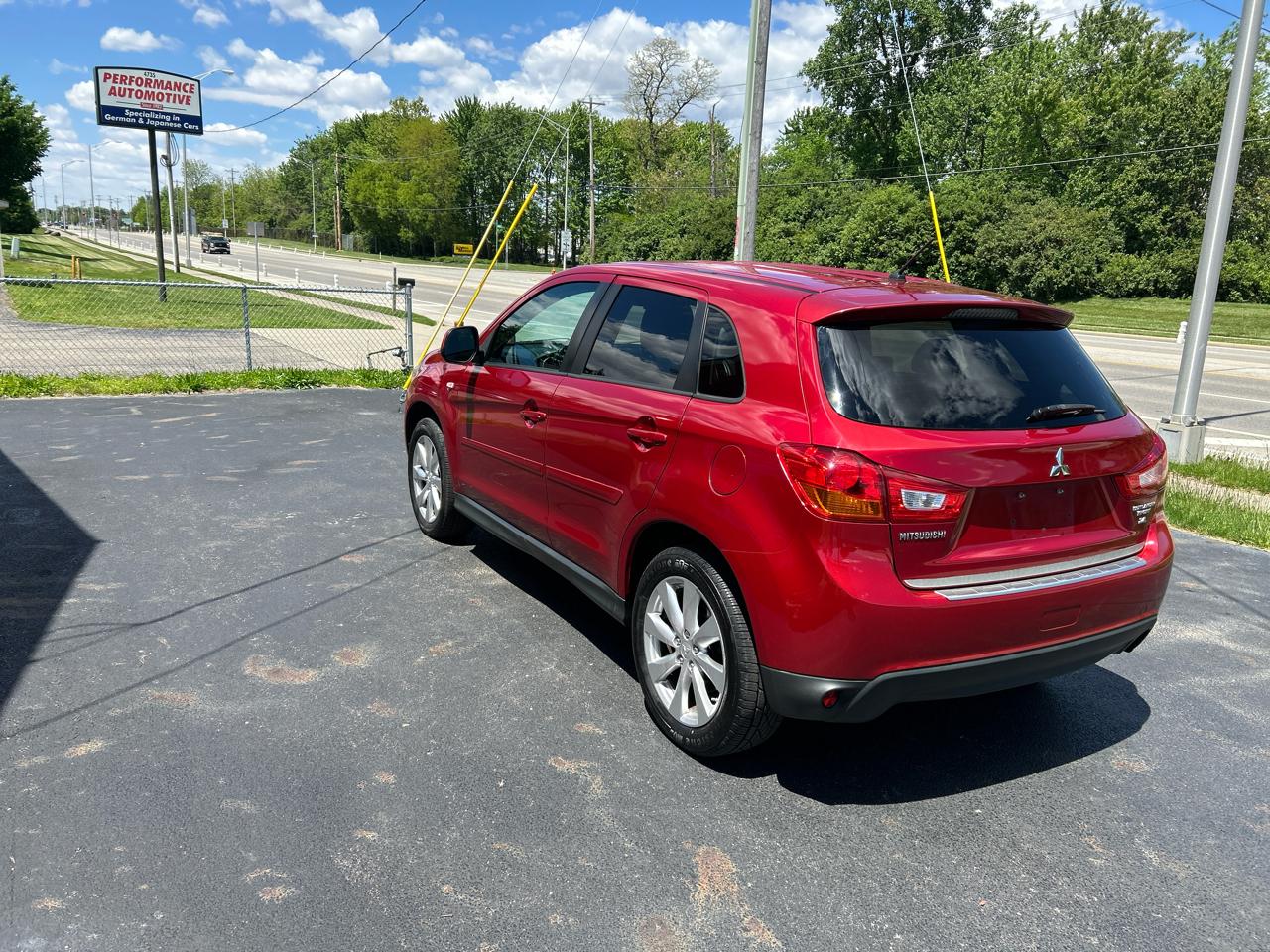 Mitsubishi Outlander Sport AWD 4dr CVT 2.4 ES 2015