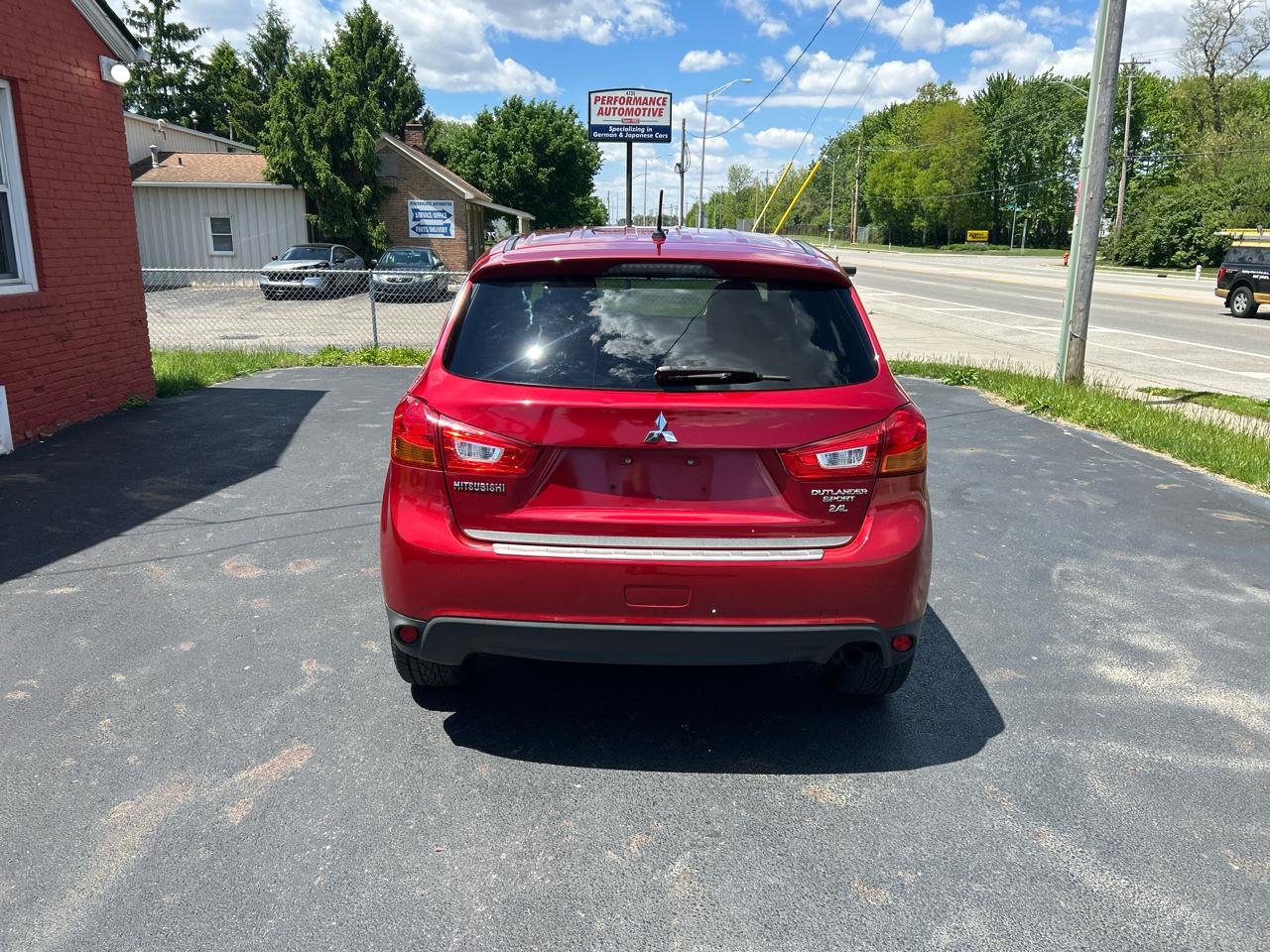 Mitsubishi Outlander Sport AWD 4dr CVT 2.4 ES 2015