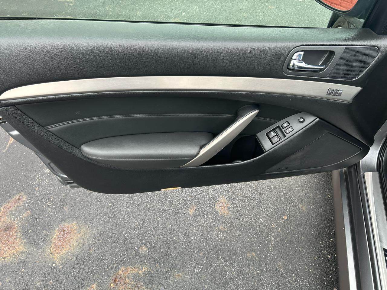 Infiniti G37 Coupe 2dr x AWD 2012