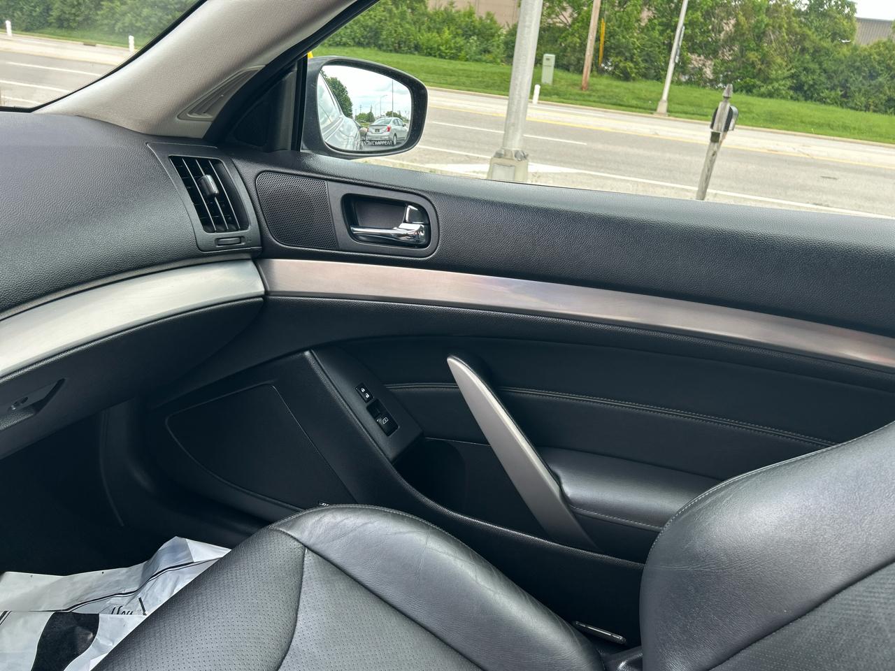 Infiniti G37 Coupe 2dr x AWD 2012