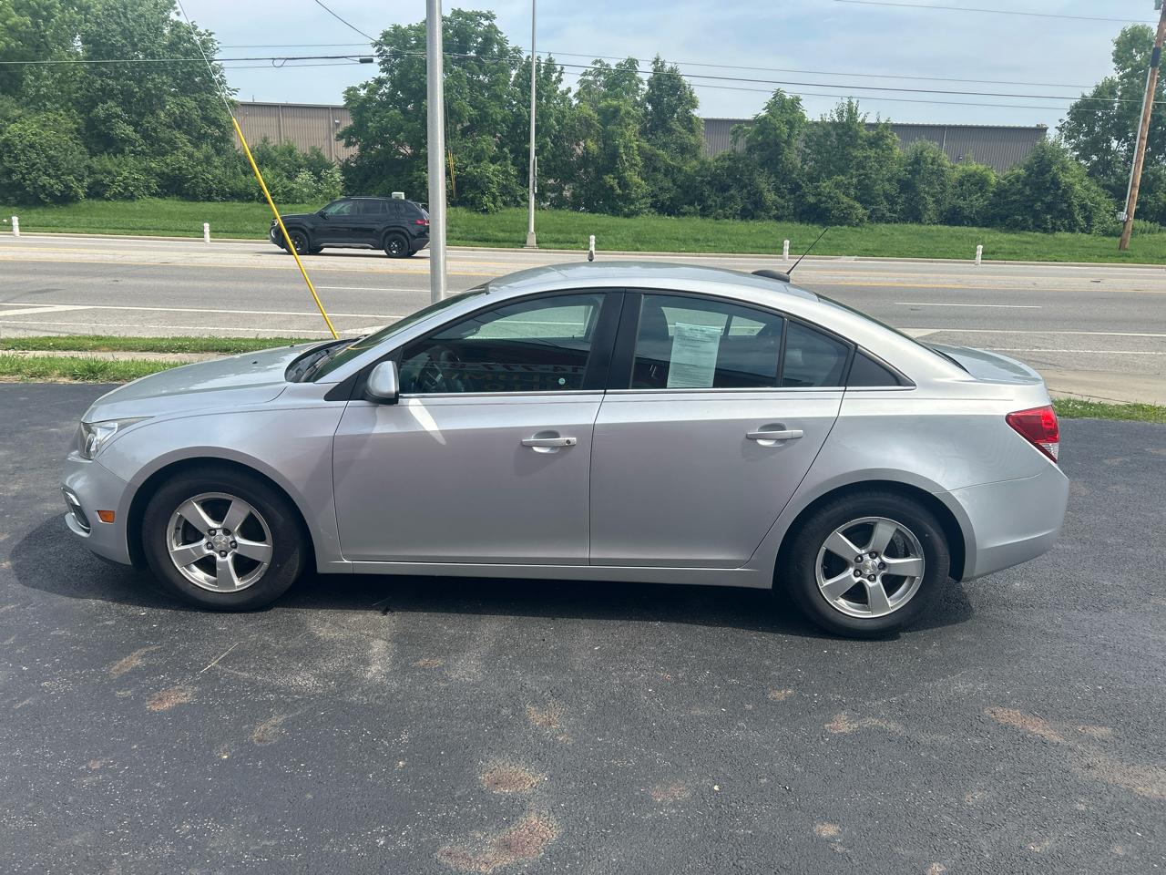 Chevrolet Cruze Limited 4dr Sdn Auto LT w/1LT 2016