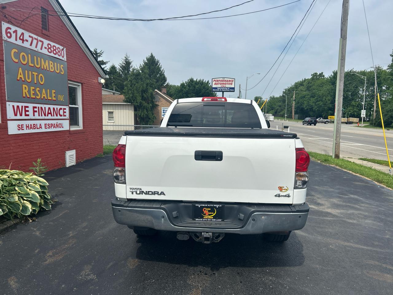 Toyota Tundra 4WD Truck Dbl 5.7L V8 6-Spd AT LTD (Natl) 2009