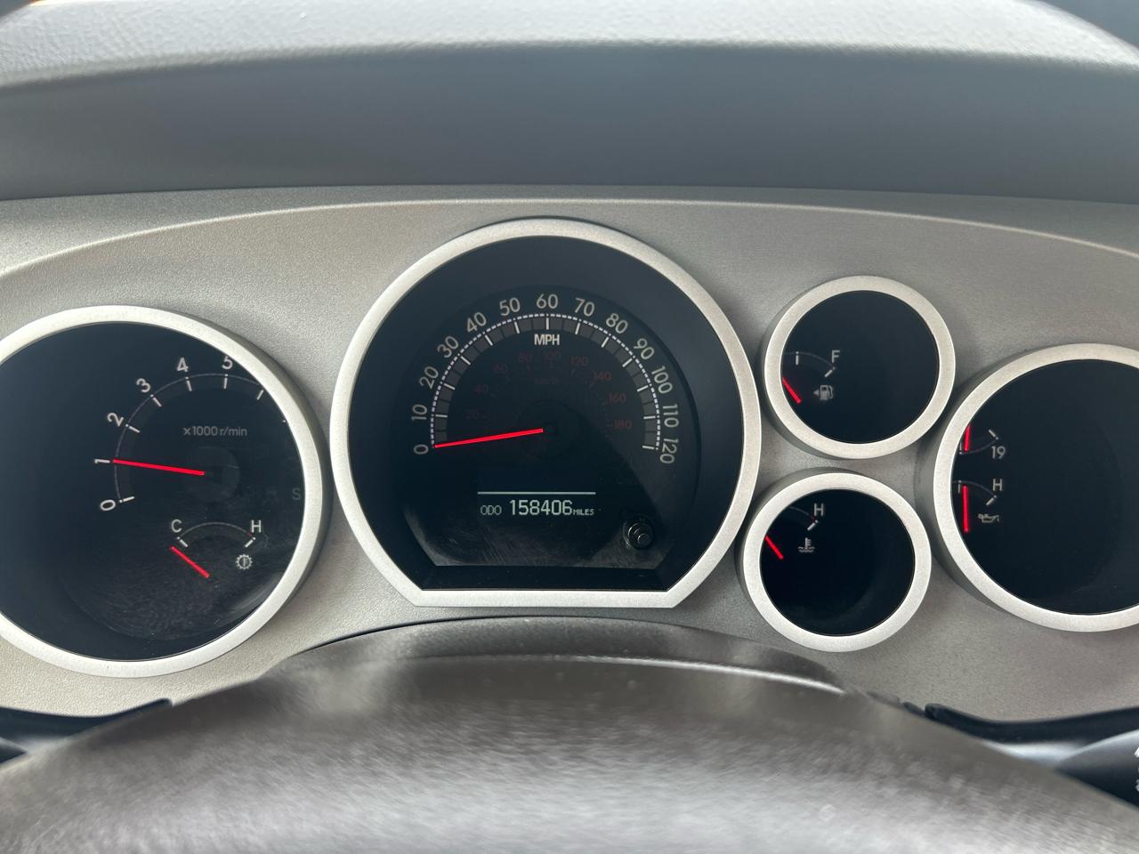 Toyota Tundra 4WD Truck Dbl 5.7L V8 6-Spd AT LTD (Natl) 2009