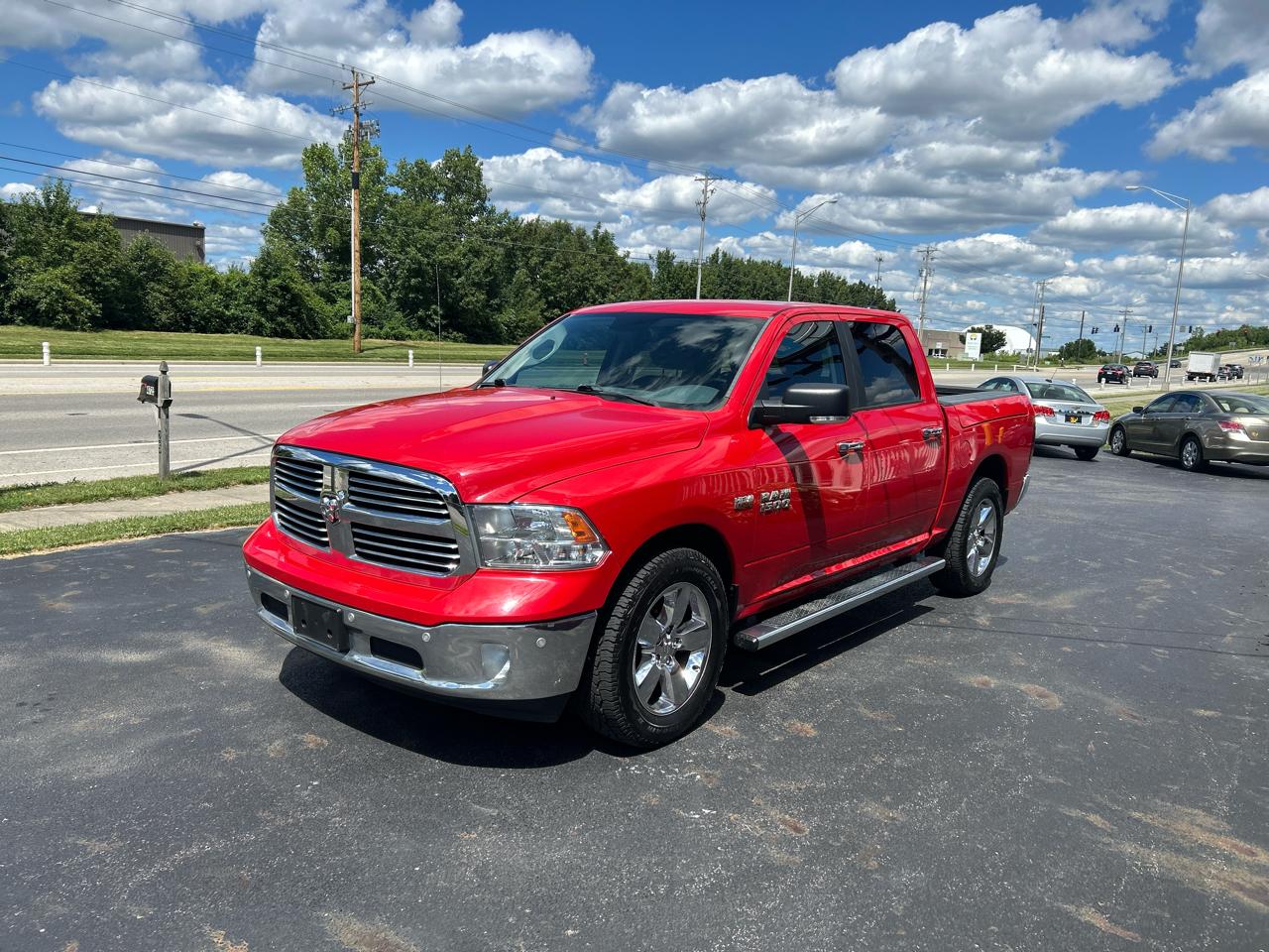 RAM 1500 Lone Star 4x2 Crew Cab 5'7" Box 2017