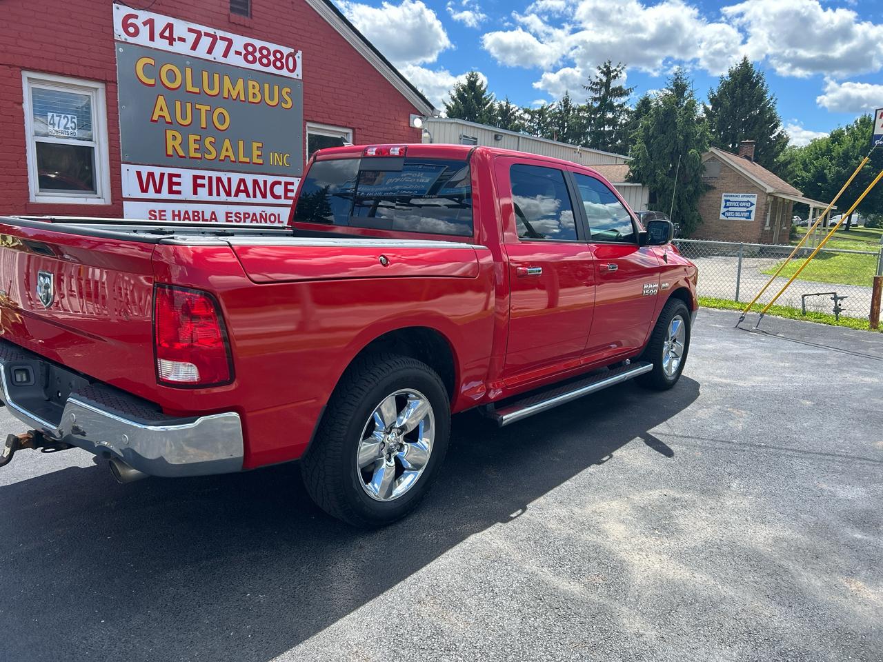 RAM 1500 Lone Star 4x2 Crew Cab 5'7" Box 2017