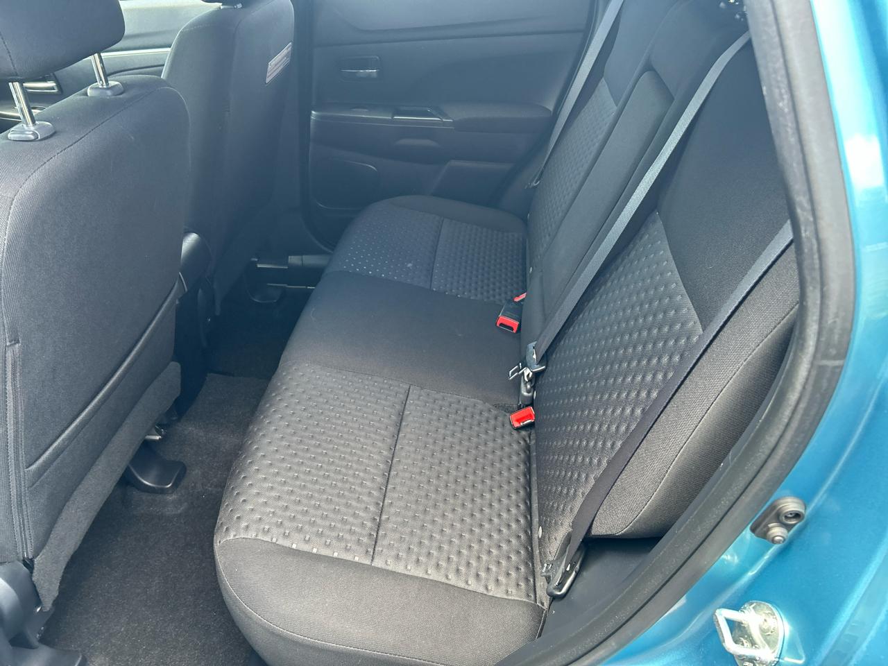 Mitsubishi Outlander Sport AWD 4dr CVT SE 2011