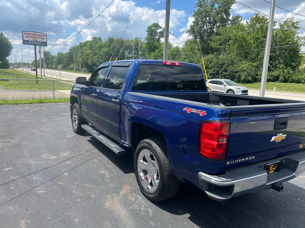 Chevrolet Silverado 1500 4WD Crew Cab 143.5" LT w/1LT 2014