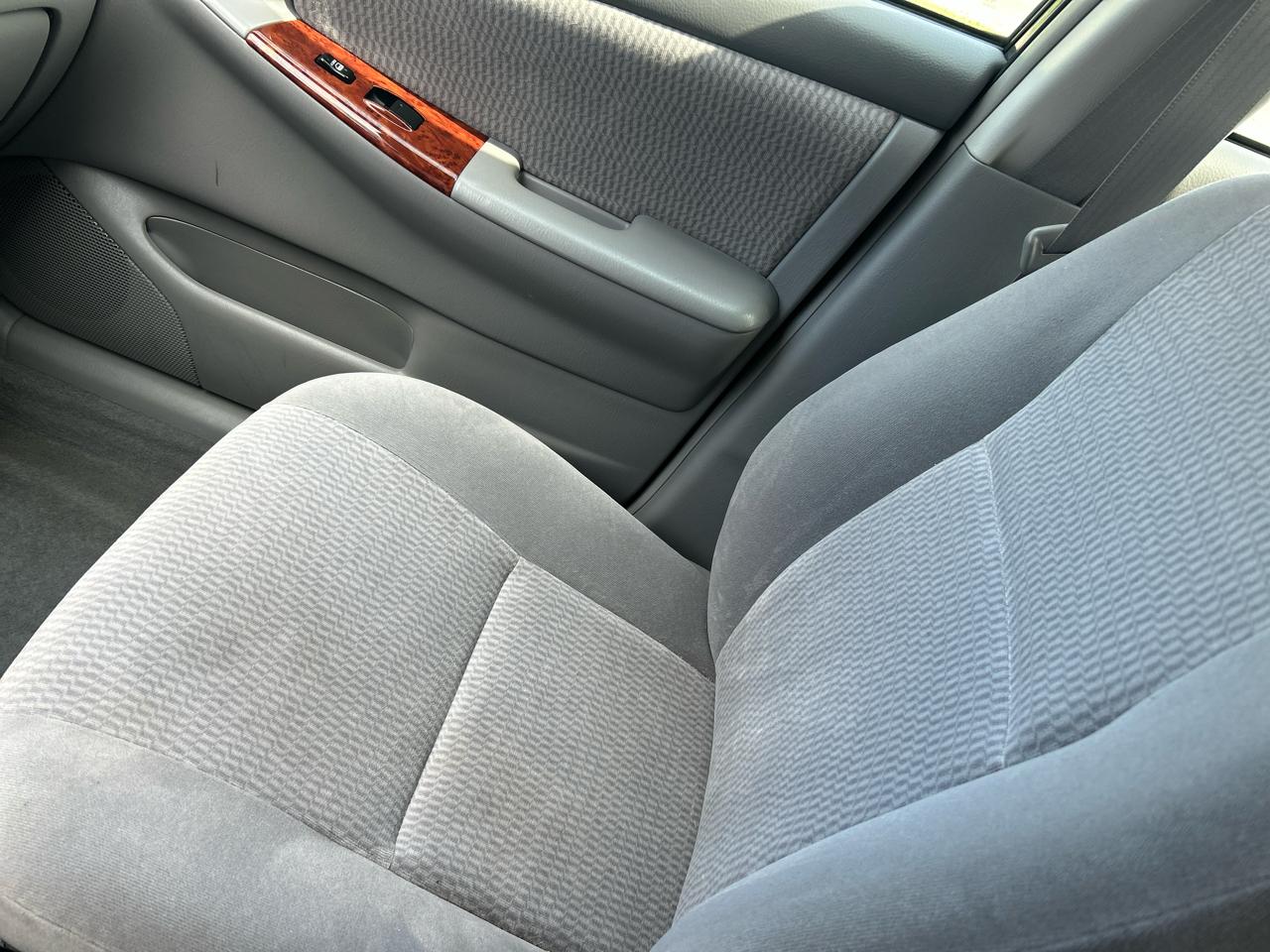 Toyota Corolla 4dr Sdn CE Auto (Natl) 2005