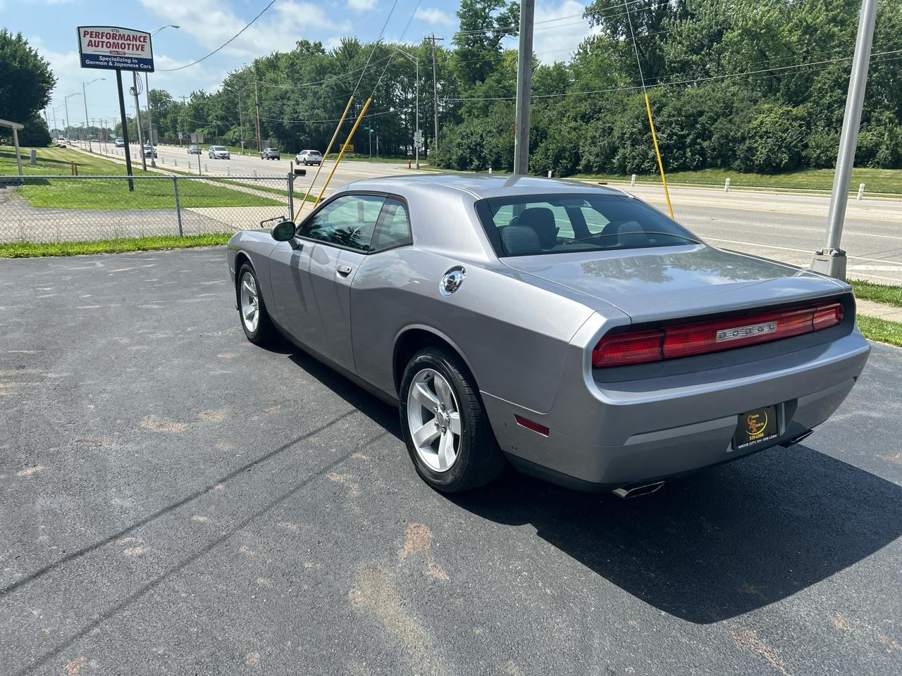 Dodge Challenger 2dr Cpe SXT 2013