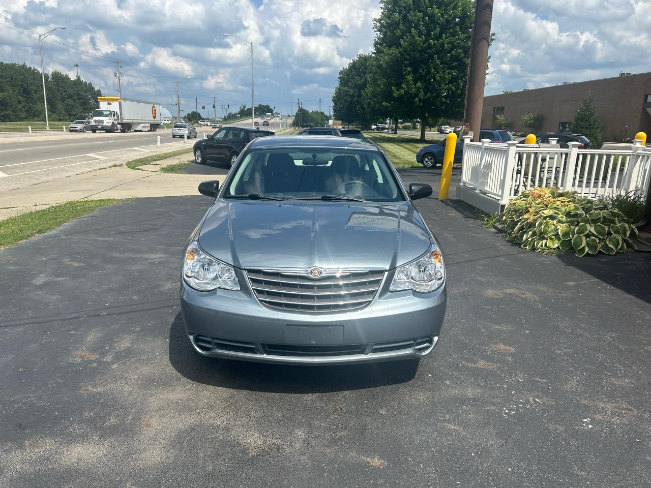 Chrysler Sebring 4dr Sdn Touring 2010