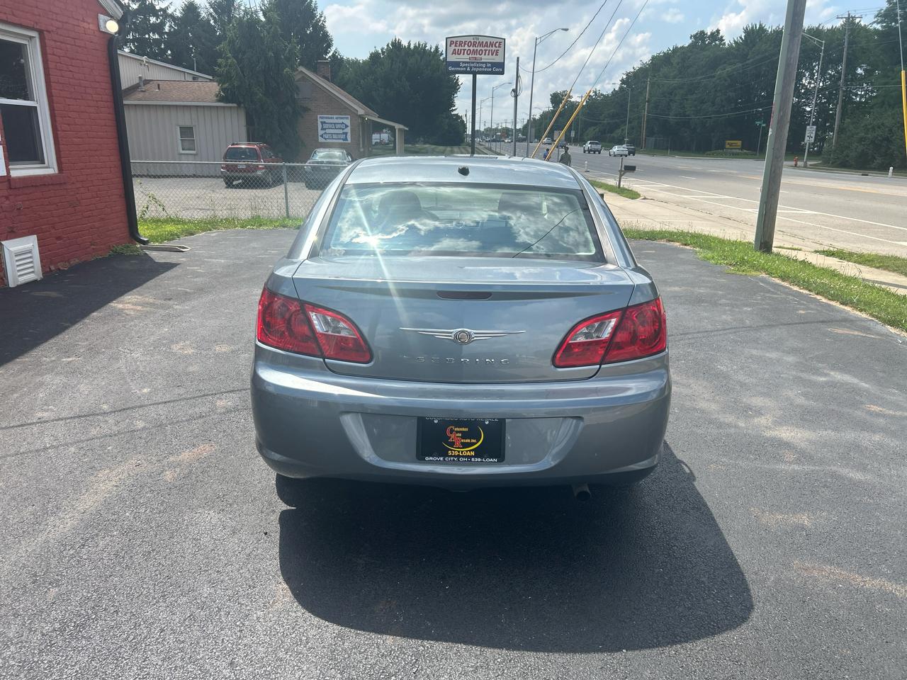 Chrysler Sebring 4dr Sdn Touring 2010
